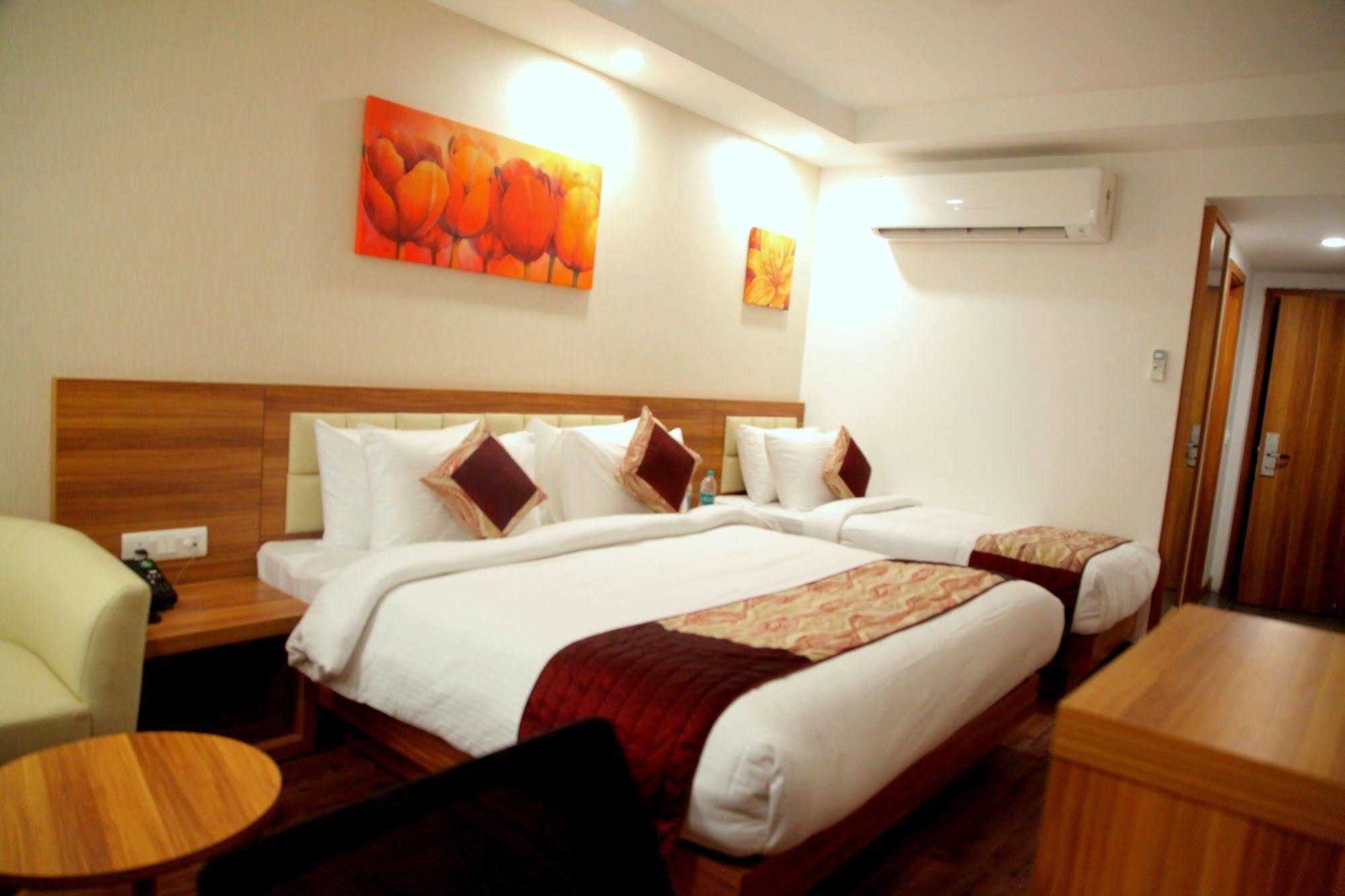 Le Roi Jammu - Near Jammu Railway Station Hotel ภายนอก รูปภาพ